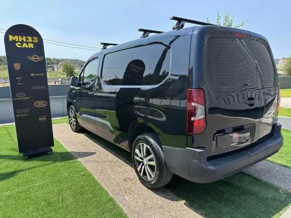 Peugeot Partner 1.5HDI 3lugares 2019 - 12900 EUR, 117000 km - AUTO.MOTO.pt - 117000km - foto 3 de 52