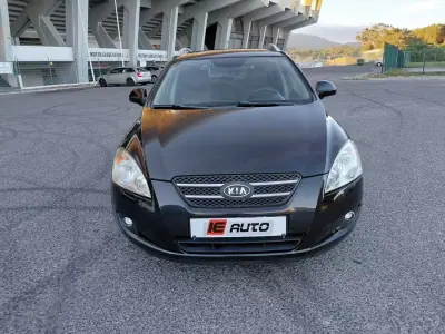 Kia Ceed SW 2008 - 4490 EUR, 182285 km - AUTO.MOTO.pt - 182285km - foto 14 de 25