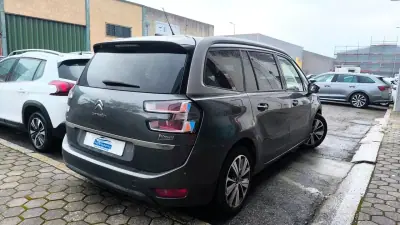 Citroën C4 Grand Picasso 2015 - 11400 EUR, 169000 km - AUTO.MOTO.pt - 169000km - foto 2 de 15