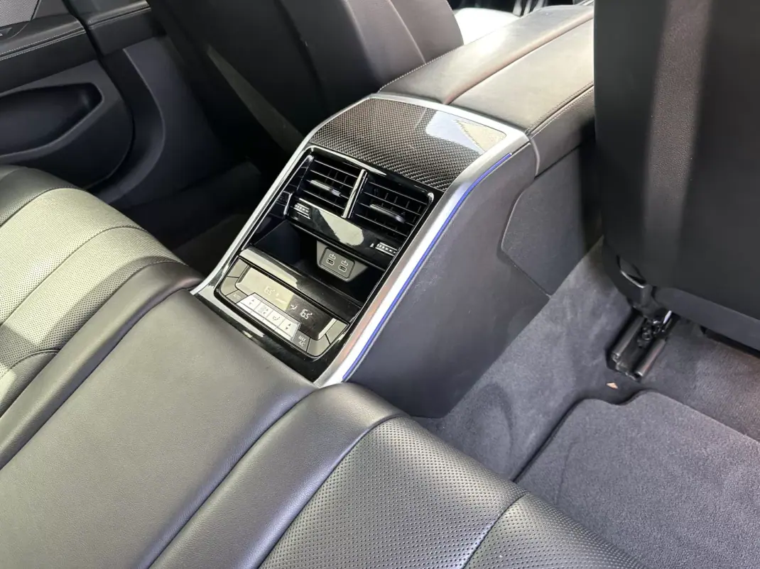 BMW 840 Gran Coupé 2020 - 55900 EUR, 186000 km - 186000km - foto 64 de 69