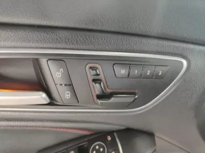 Mercedes-Benz CLA 45 AMG 2014 - 32990 EUR, 130000 km - AUTO.MOTO.pt - 130000km - foto 22 de 40
