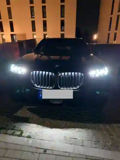 BMW X5 2025 — photo 2 of 15