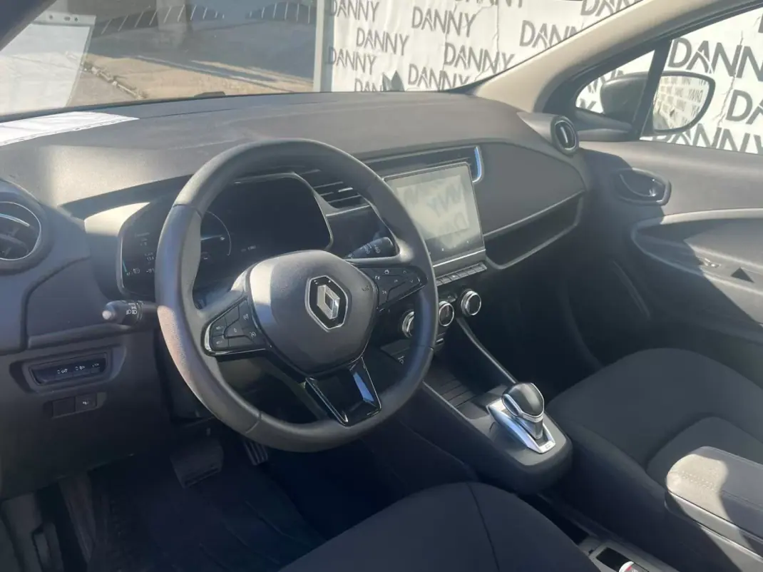 Renault Zoe 2022 - 15990 EUR, 92000 km - 92000km - foto 7 de 10