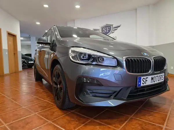 BMW 225xe Active Tourer 2021 - 22580 EUR, 40912 km - AUTO.MOTO.pt - 40912km - foto 6 de 46
