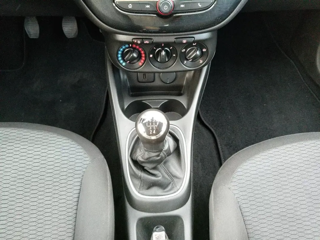 Opel Corsa 2017 - 9490 EUR, 143913 km - 143913km - foto 24 de 29