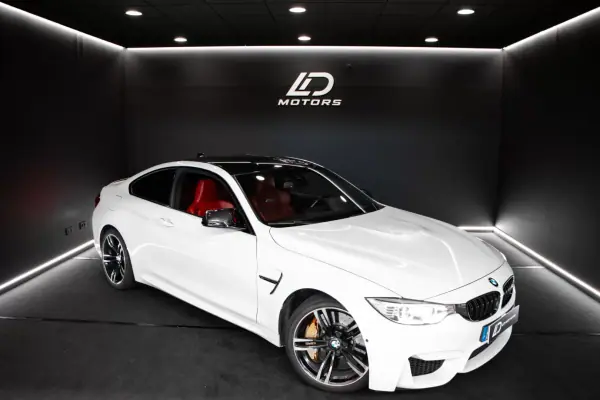 BMW M4 2015 — foto 2 de 12