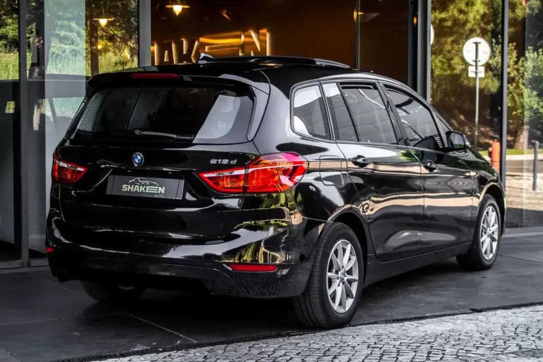 BMW 216 Gran Tourer 2017 - 13990 EUR, 172292 km - AUTO.MOTO.pt - 172292km - foto 2 de 40
