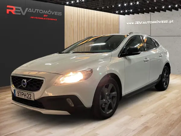 Volvo V40 Cross Country 2014