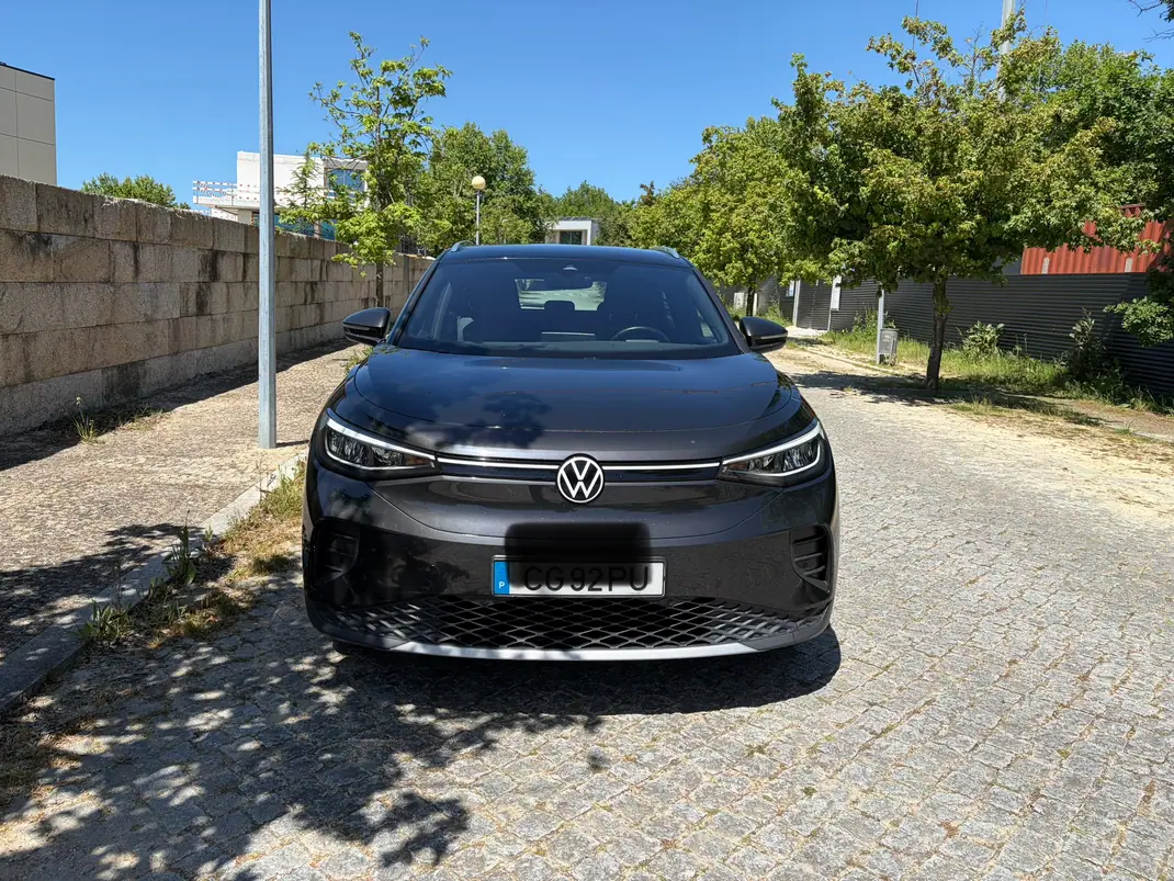 Volkswagen ID.4 2021 - 19990 EUR, 175000 km - AUTO.MOTO.pt - 175000km - foto 1 de 12