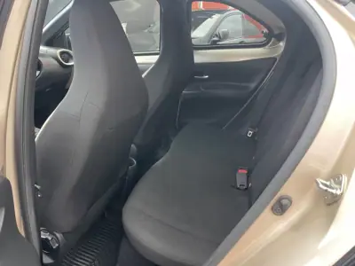 Toyota Aygo 2023 - 18950 EUR, 51990 km - AUTO.MOTO.pt - 51990km - foto 9 de 12