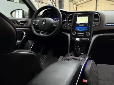 Renault Mégane 2018 - 14750 EUR, 159480 km - 159480km - foto 20 de 35