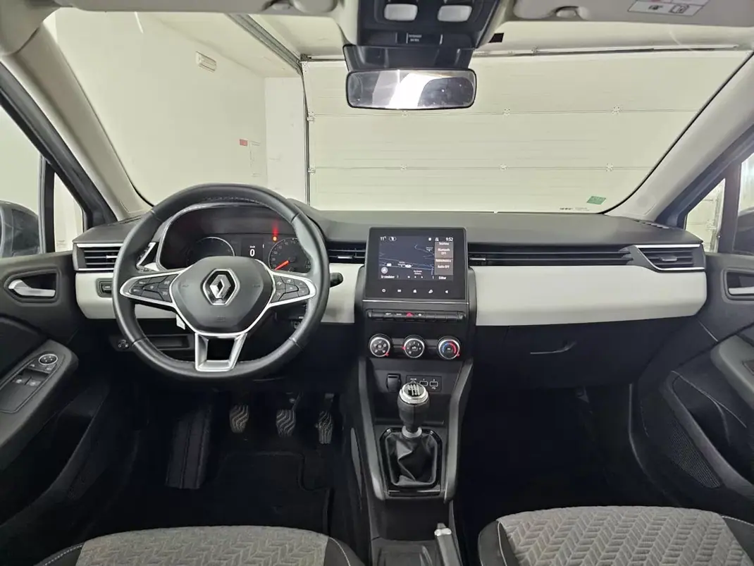 Renault Clio 2022 - 13850 EUR, 153048 km - AUTO.MOTO.pt - 153048km - foto 14 de 17