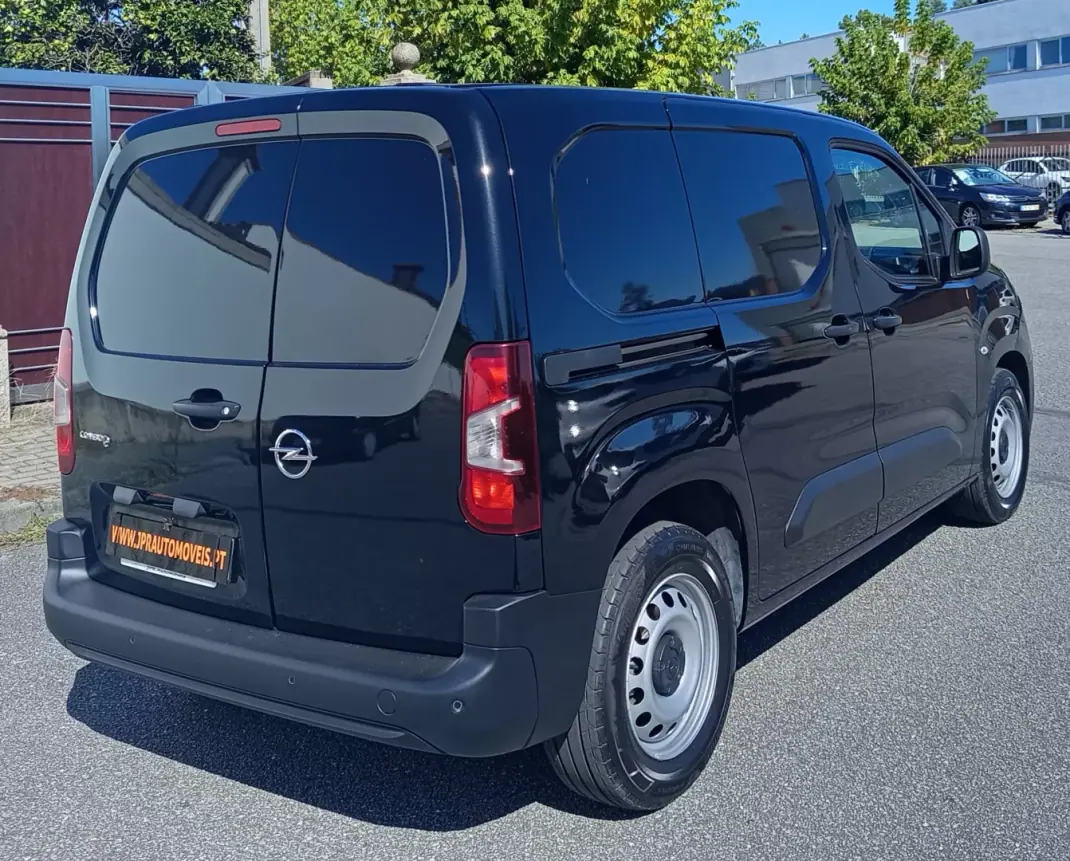 Opel Combo-e 2023 - 17490 EUR, 49000 km - 49000km - foto 7 de 18