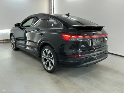 Audi Q4 Sportback e-tron 2022 - 36900 EUR, 89524 km - 89524km - foto 4 de 11