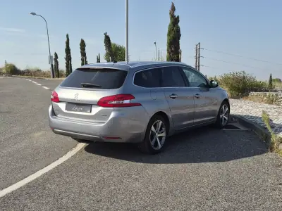 Peugeot 308 SW 2016 - 10490 EUR, 123507 km - 123507km - foto 4 de 28