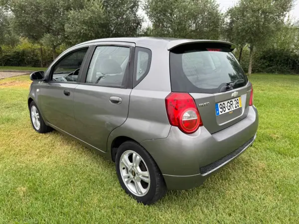 Chevrolet Aveo 2010 - 4250 EUR, 174000 km - 174000km - foto 6 de 12