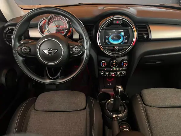 MINI 3 Portas 2015 - 11900 EUR, 63718 km - 63718km - foto 7 de 22