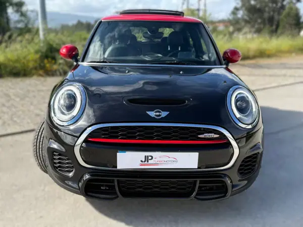 MINI John Cooper Works 2018 - 27900 EUR, 51250 km - AUTO.MOTO.pt - 51250km - foto 3 de 28