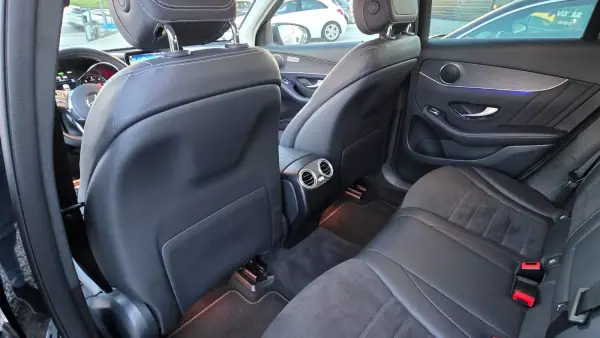 Mercedes-Benz GLC 300 2021 - 40990 EUR, 68000 km - 68000km - foto 25 de 30