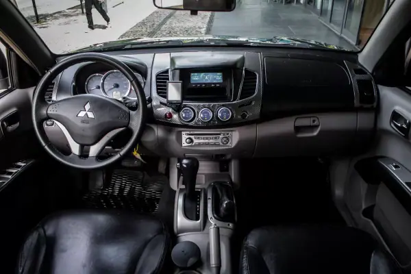 Mitsubishi L200 2008 - 19980 EUR, 244982 km - AUTO.MOTO.pt - 244982km - foto 36 de 38