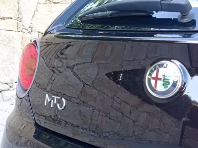 Alfa Romeo MiTo 2012 - 5990 EUR, 216500 km - AUTO.MOTO.pt - 216500km - foto 6 de 13