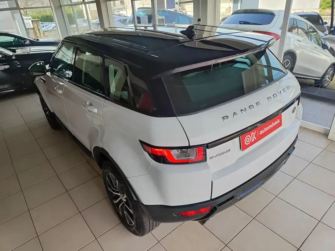 Land Rover Range Rover Evoque 2016 - 22750 EUR, 86400 km - AUTO.MOTO.pt - 86400km - foto 8 de 35