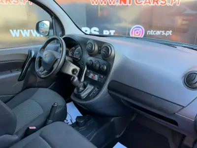 Mercedes-Benz Citan 109 cdi longa c/iva 2019 - 11900 EUR, 153847 km - AUTO.MOTO.pt - 153847km - foto 10 de 13