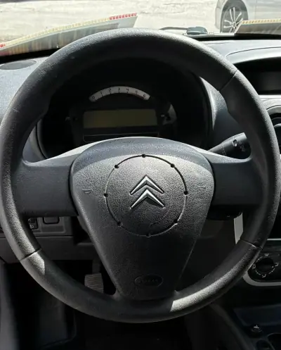 Citroën C3 2009 - 7250 EUR, 116000 km - AUTO.MOTO.pt - 116000km - foto 5 de 14