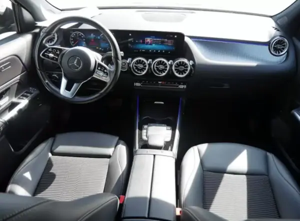 Mercedes-Benz EQA 2021 - 29900 EUR, 34000 km - AUTO.MOTO.pt - 34000km - foto 6 de 10