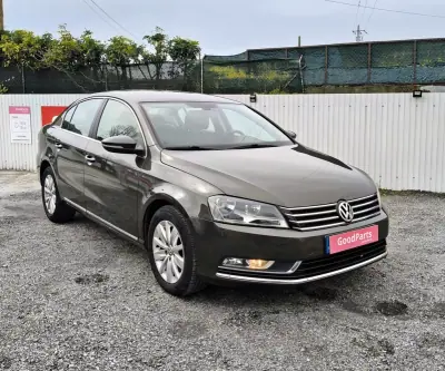 Volkswagen Passat 2012 - 8490 EUR, 296803 km - AUTO.MOTO.pt - 296803km - foto 10 de 27