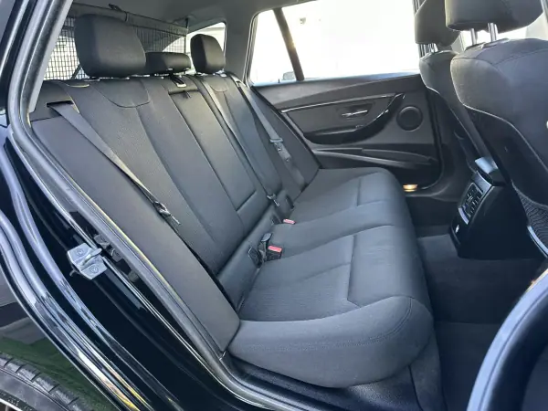 BMW 320 2017 - 14900 EUR, 260000 km - AUTO.MOTO.pt - 260000km - foto 36 de 65