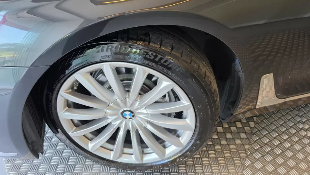 BMW 730 2016 - 29900 EUR, 188987 km - AUTO.MOTO.pt - 188987km - foto 33 de 69