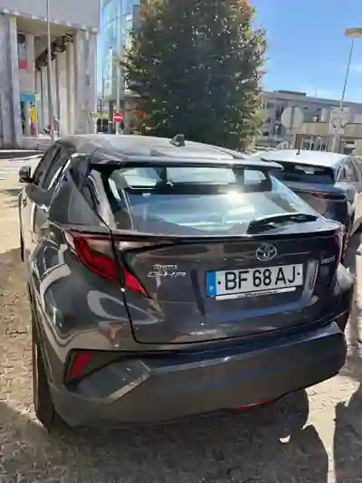 Toyota C-HR 2021 - 22500 EUR, 72600 km - 72600km - foto 7 de 8