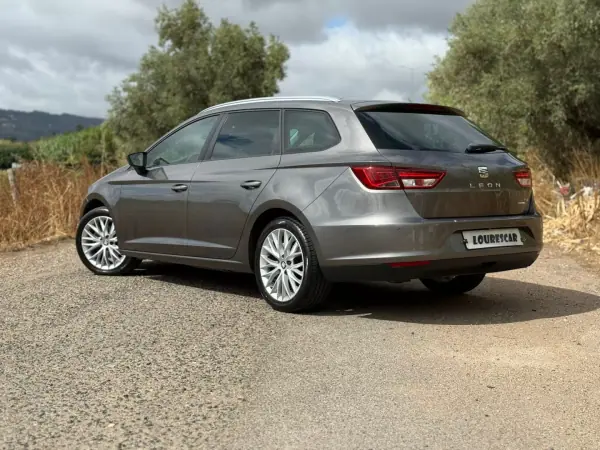 SEAT Leon ST 2016 - 15500 EUR, 175000 km - AUTO.MOTO.pt - 175000km - foto 49 de 53