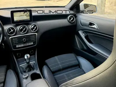 Mercedes-Benz A 160 2016 - 17500 EUR, 72979 km - AUTO.MOTO.pt - 72979km - foto 9 de 16