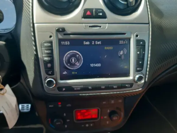 Alfa Romeo MiTo 2018 - 8000 EUR, 234180 km - AUTO.MOTO.pt - 234180km - foto 16 de 46