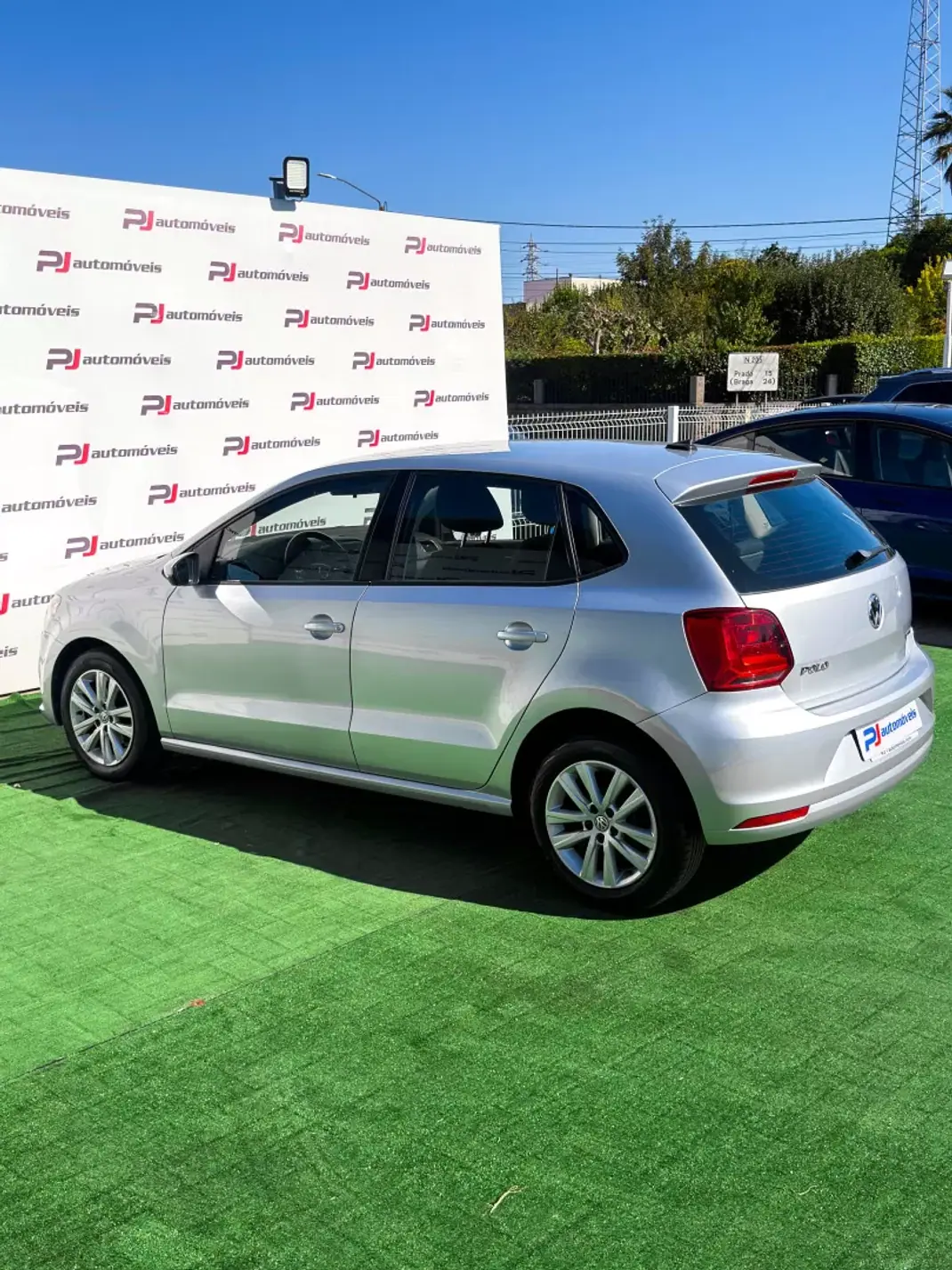 Volkswagen Polo 2016 - 9500 EUR, 131632 km - 131632km - foto 7 de 23