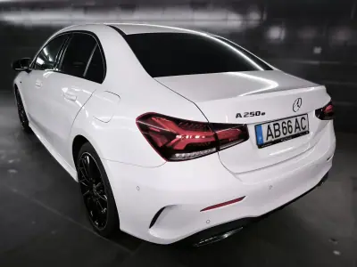 Mercedes-Benz A 250 Limousine 2020 - 25950 EUR, 141000 km - AUTO.MOTO.pt - 141000km - foto 30 de 55