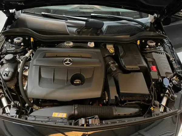 Mercedes-Benz A 180 2016 - 16950 EUR, 176659 km - AUTO.MOTO.pt - 176659km - foto 20 de 20
