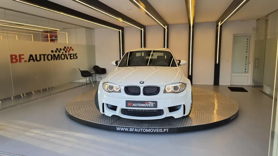 BMW 1M Coupe 2012 - 67500 EUR, 67790 km - AUTO.MOTO.pt - 67790km - foto 11 de 61