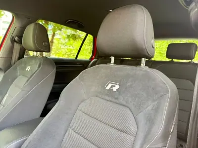 Volkswagen Golf 2019 - 32990 EUR, 72300 km - AUTO.MOTO.pt - 72300km - foto 32 de 40