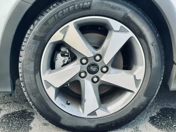 Ford Focus 2019 - 13990 EUR, 83000 km - AUTO.MOTO.pt - 83000km - foto 18 de 51
