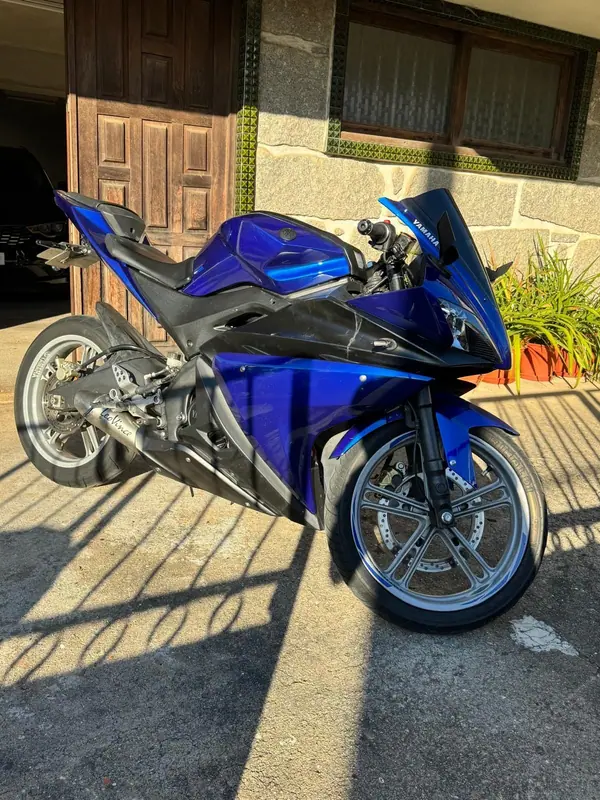 Yamaha YZ 125 YZF R 125 2009 Petrol