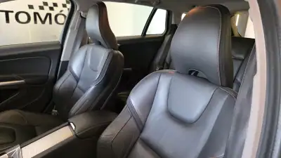 Volvo V60 2015 - 11900 EUR, 314478 km - AUTO.MOTO.pt - 314478km - foto 42 de 60