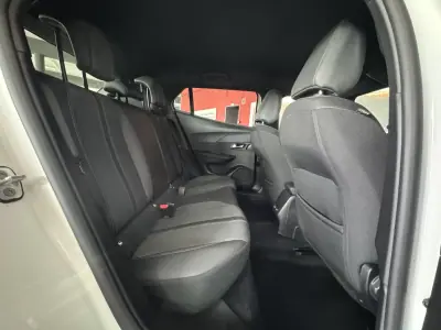 Peugeot 2008 2022 - 22990 EUR, 51374 km - AUTO.MOTO.pt - 51374km - foto 12 de 20