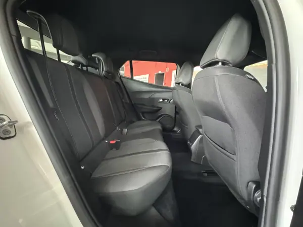 Peugeot 2008 2022 - 22990 EUR, 51374 km - AUTO.MOTO.pt - 51374km - foto 12 de 20