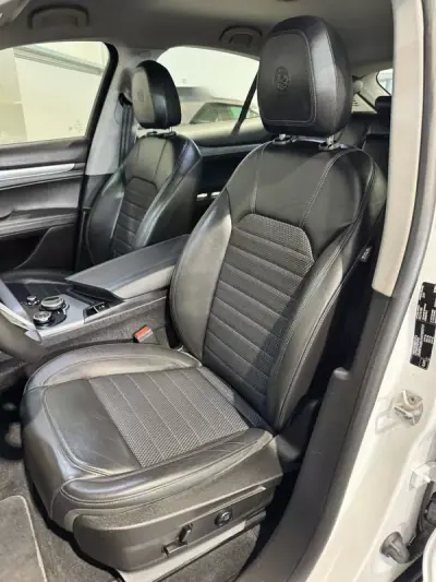 Alfa Romeo Stelvio 2017 - 22900 EUR, 215900 km - AUTO.MOTO.pt - 215900km - foto 40 de 60