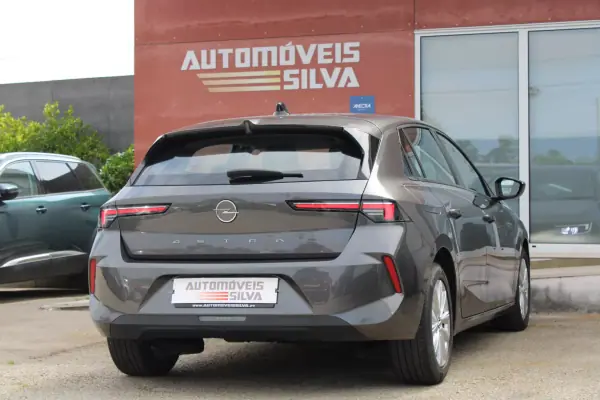 Opel Astra 2022 - 15990 EUR, 142000 km - AUTO.MOTO.pt - 142000km - foto 11 de 24