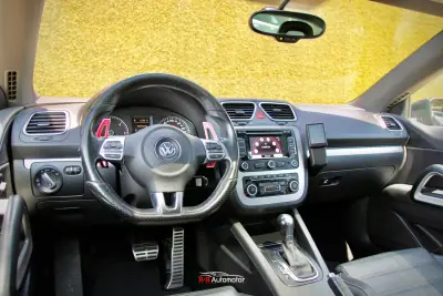 Volkswagen Scirocco 2010 - 12990 EUR, 255000 km - AUTO.MOTO.pt - 255000km - foto 30 de 36