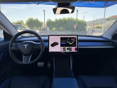 Tesla Model 3 2020 - 29500 EUR, 89581 km - 89581km - foto 45 de 48